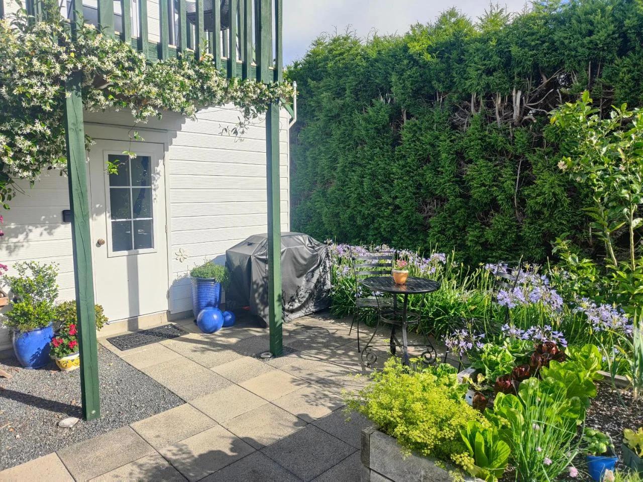 Cosy Orchard Loft - Fast WIFI foto