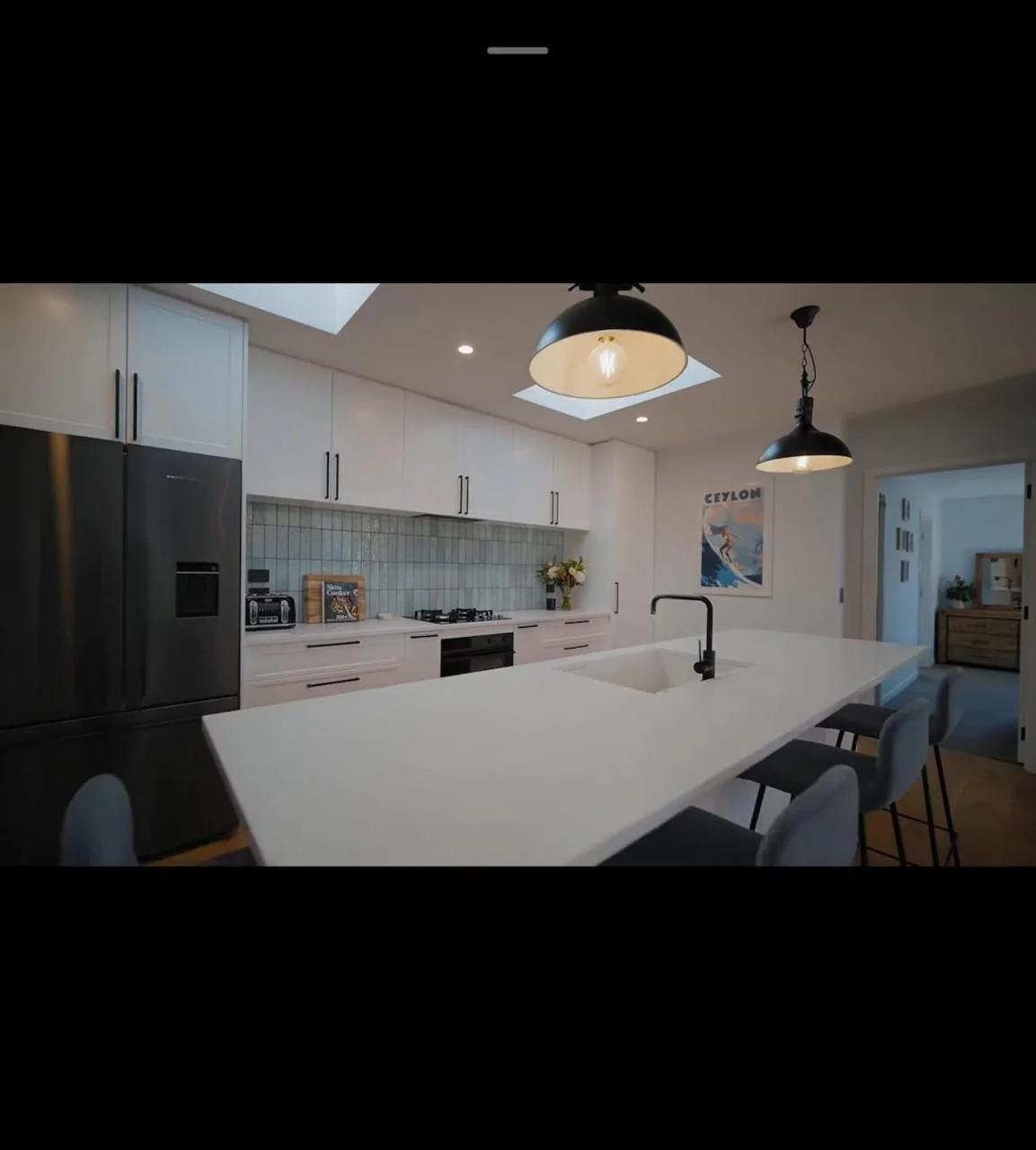 Near new 4 bed 2 bath house in Hanleys Farm, Queenstown photo