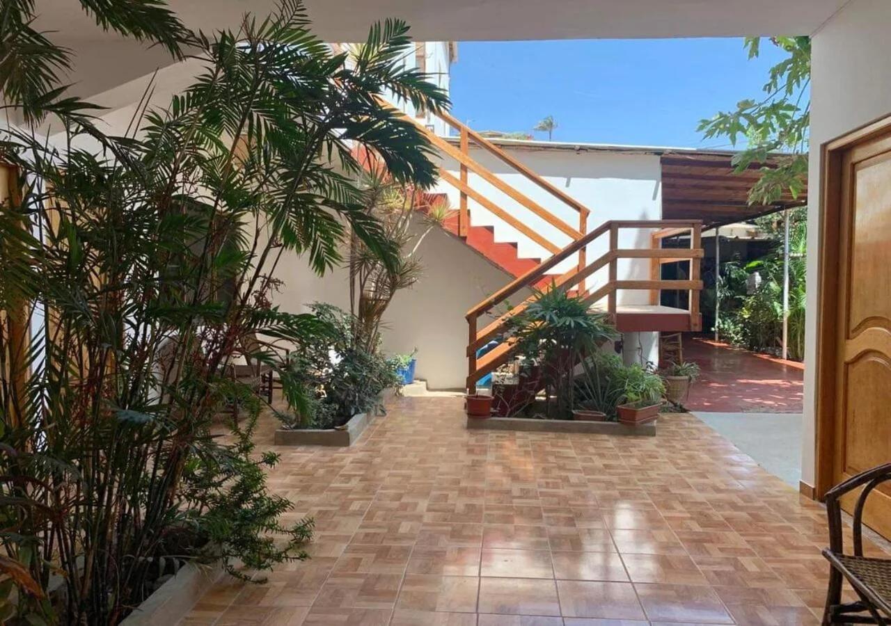 Hospedaje Costa Norte photo