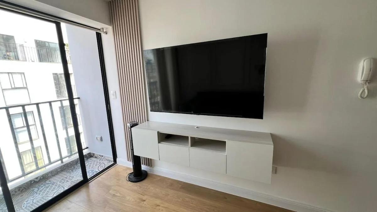 Modern apartment in an excellent location photo