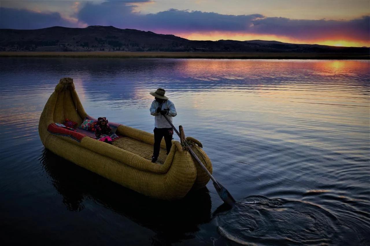 QHAPAQ Lago Titicaca - Perú photo