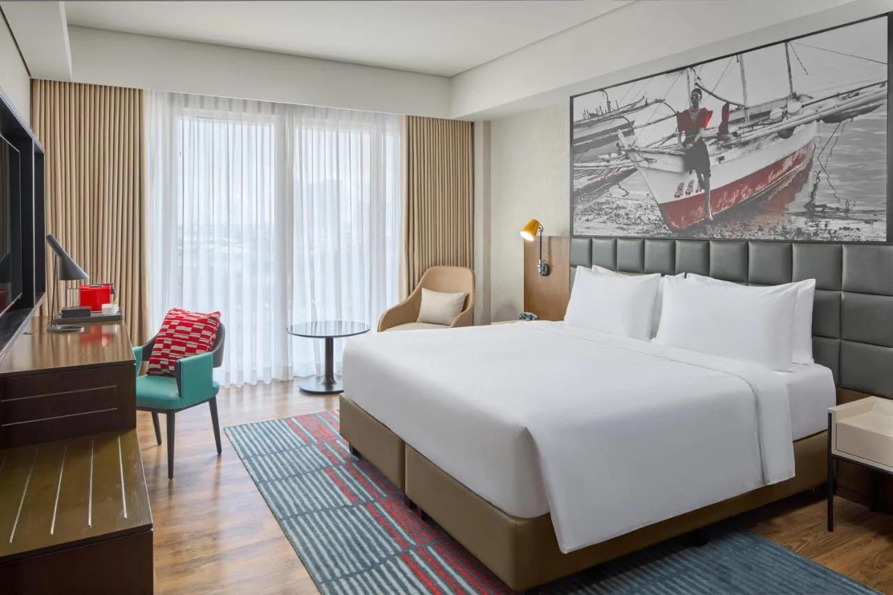 Radisson RED Cebu Mandaue photo