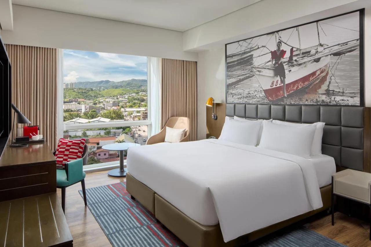 Radisson RED Cebu Mandaue photo