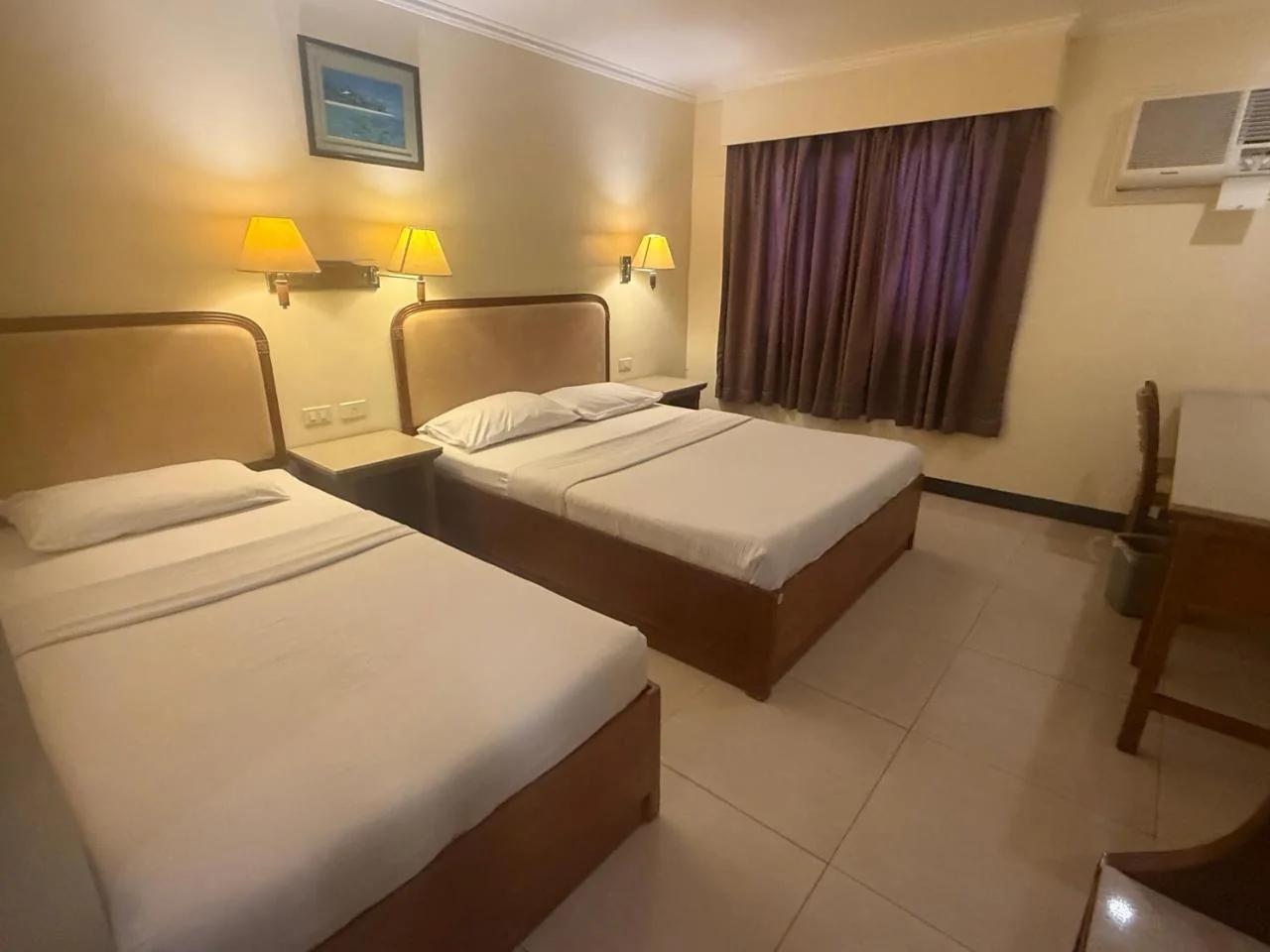 W Express Hotel photo