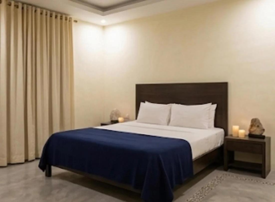 Hotel Twenty One Gulberg photo