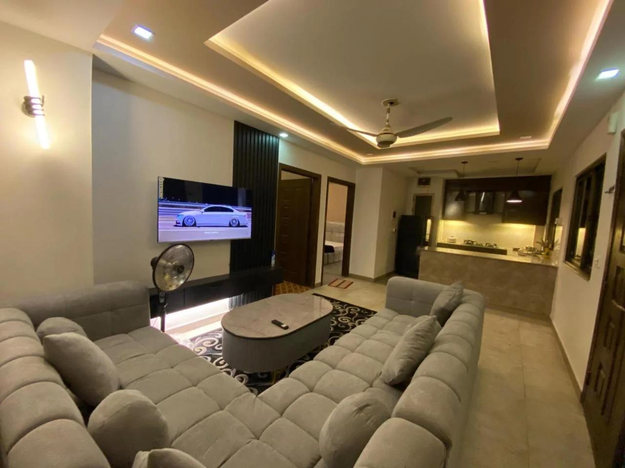 Modern Family 2 Bedrooms Apartment in Luxury Building photo