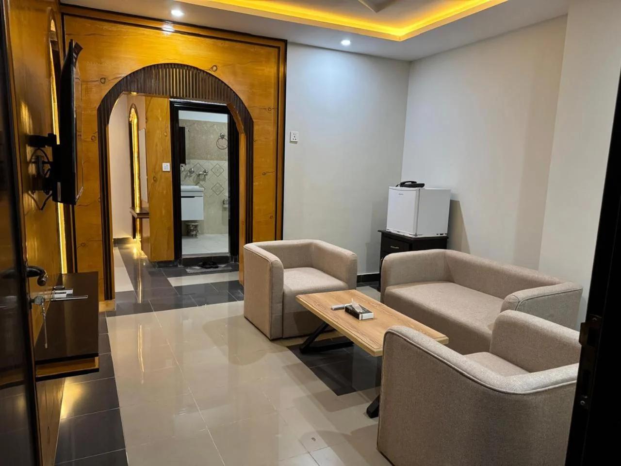 Peaceful Stay In Peshawar