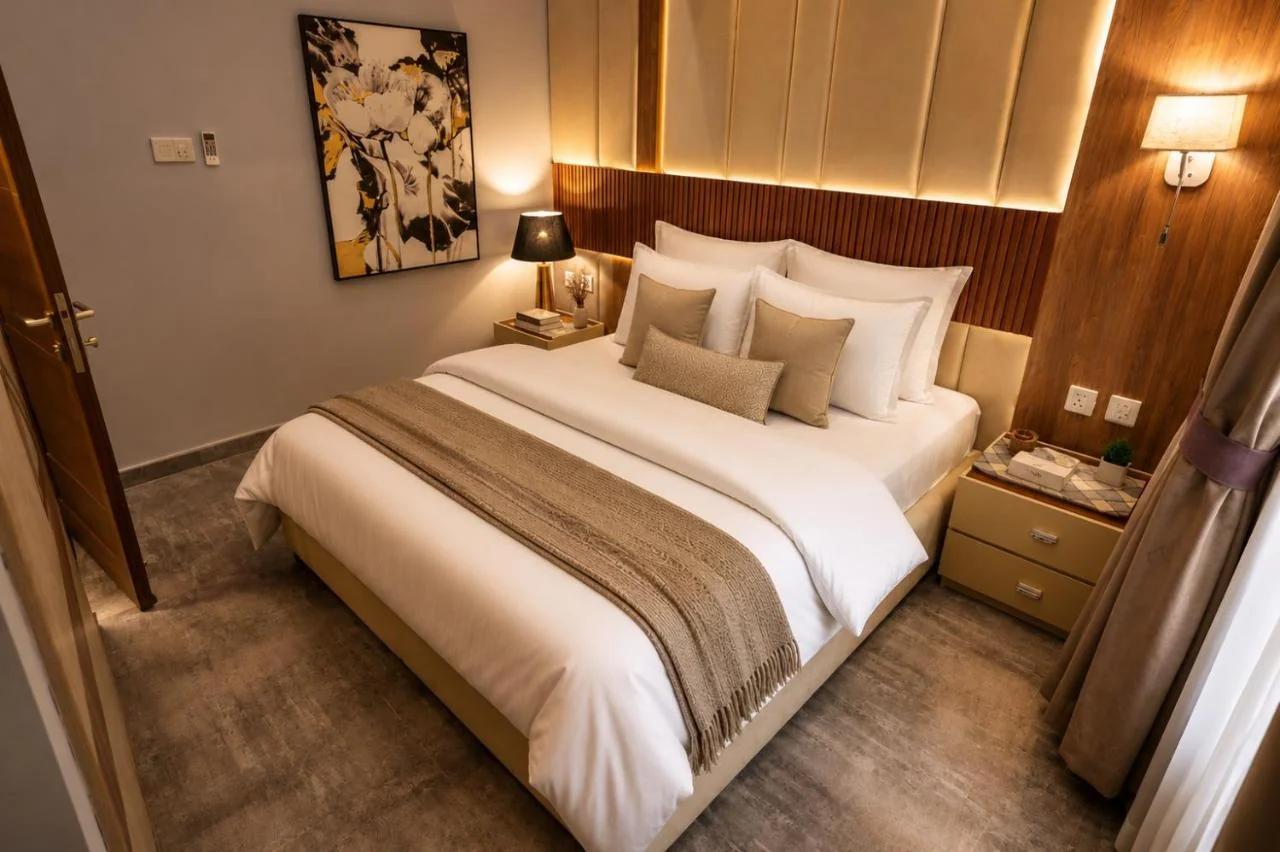 The Grand Pine 3 Bedrooms Executive Cottage in Murree Hills photo