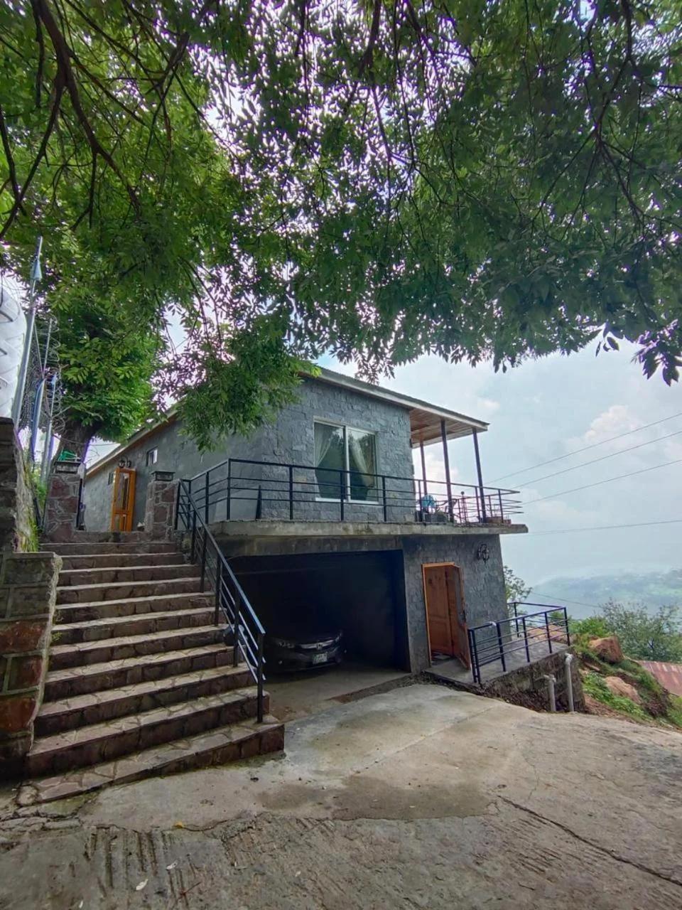 The Masken Murree