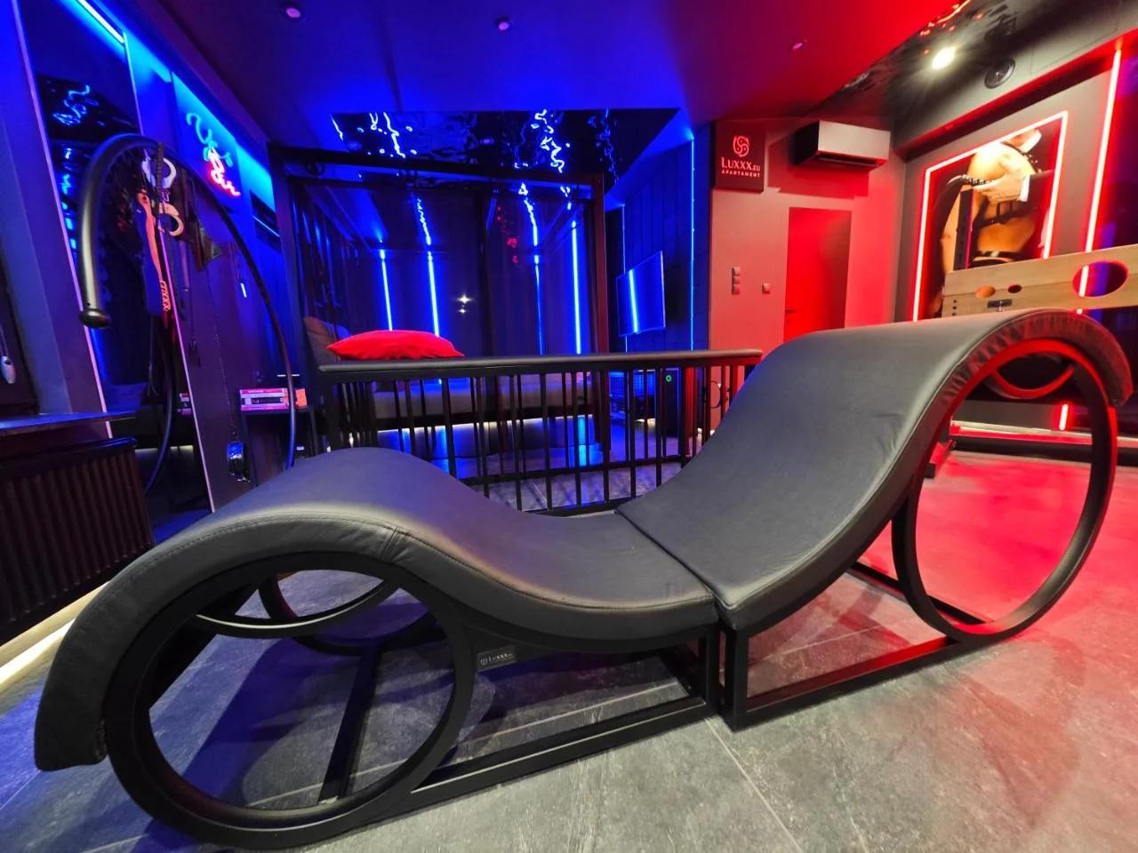 BDSM Apartament Warszawa Luxxx - ADULTS ONLY - TYLKO DLA DOROSŁYCH photo