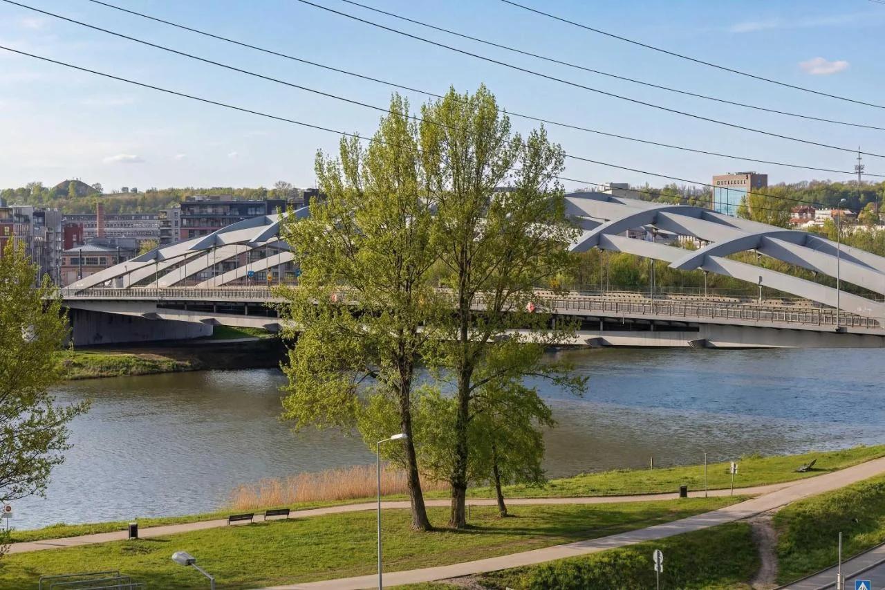 Exclusive Air Conditioned Studio in Cracow with Parking and Desk Close to the River by Renters Prestige foto
