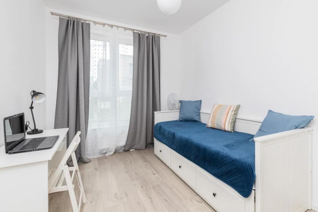 Garnizon Apartment for 6 Guests with Parking & Balcony by Noclegi Renters photo