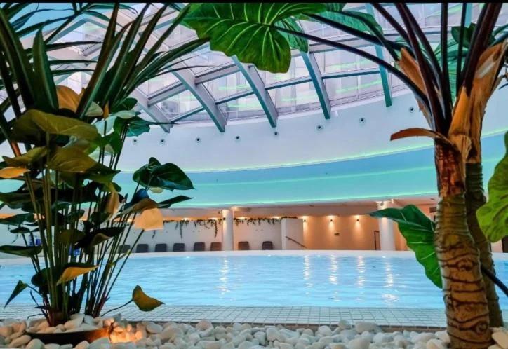 Hanza Tower DIAMOND 24 SPA & Pool & Sauna & Jacussi photo