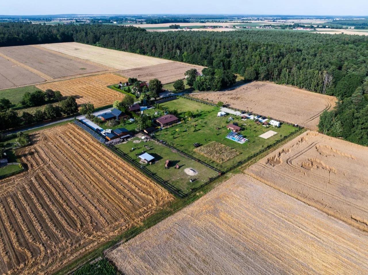 Leśny Zakątek Uroczysko -Apartamenty Nowoczesnej Stodoły photo