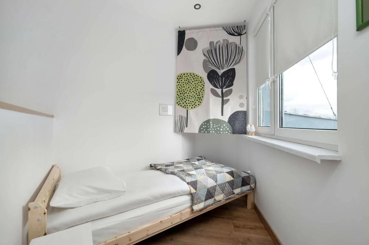Miejski Apartament Blisko Aquaparku we Wrocławiu by Noclegi Renters foto