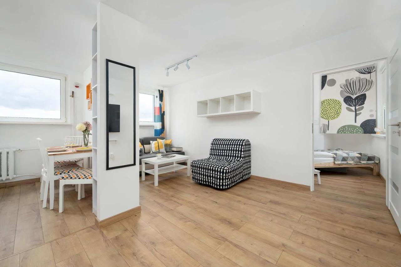 Miejski Apartament Blisko Aquaparku we Wrocławiu by Noclegi Renters foto