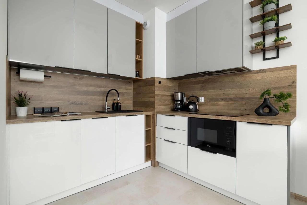 Modny Apartament z Parkingiem i Balkonem by Noclegi Renters foto