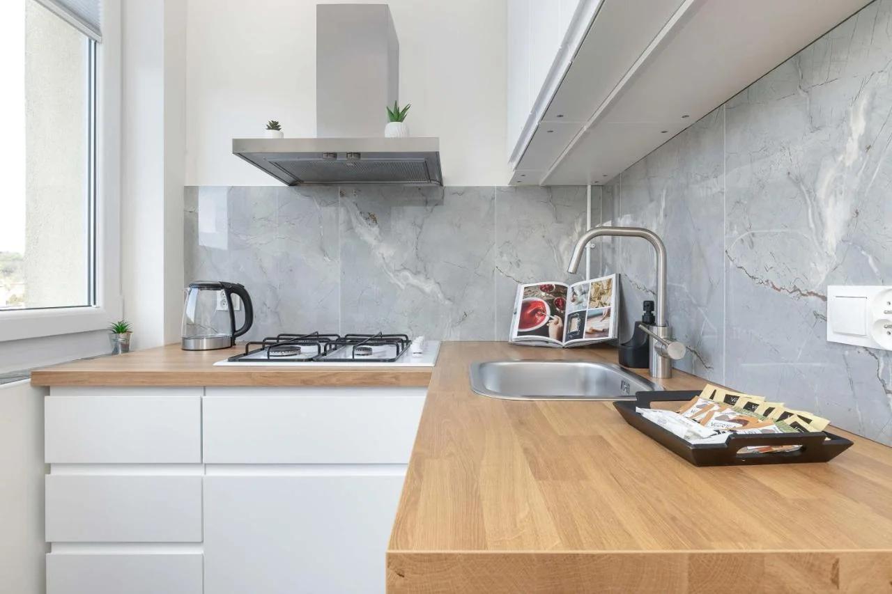 Sloneczny Apartament z Pieknym Widokiem Balkon & Parking by Noclegi Renters foto