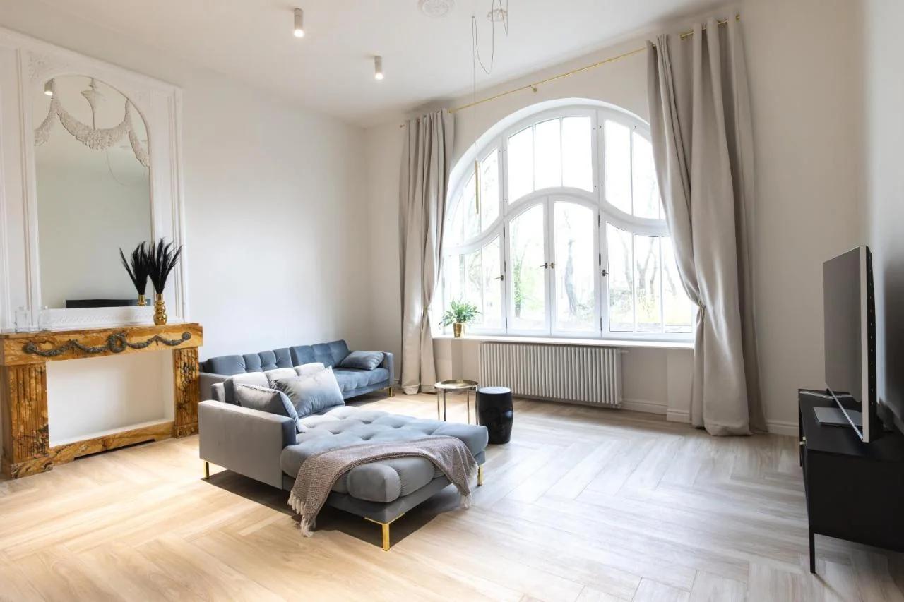 Srebrna Luxury Apartments - willa fabrykancka - wnętrza premium photo