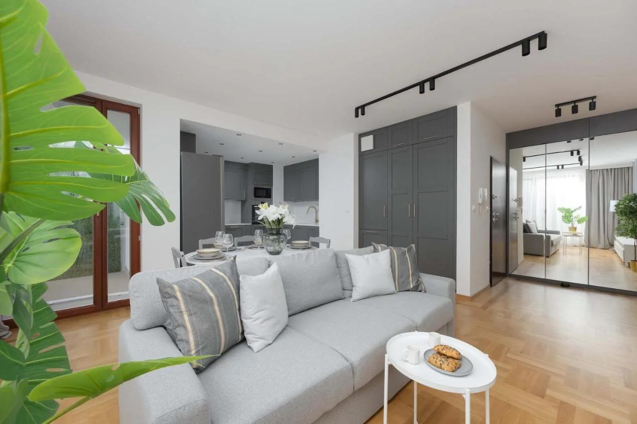 Teodorowicza Elegant Apartment with Parking in Warsaw by Noclegi Renters photo