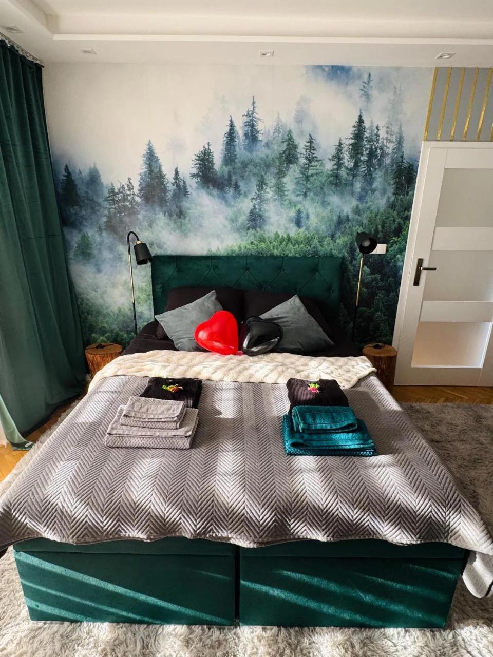 Twoje prywatne SPA - jacuzzi, sauna, tężnia solankowa photo