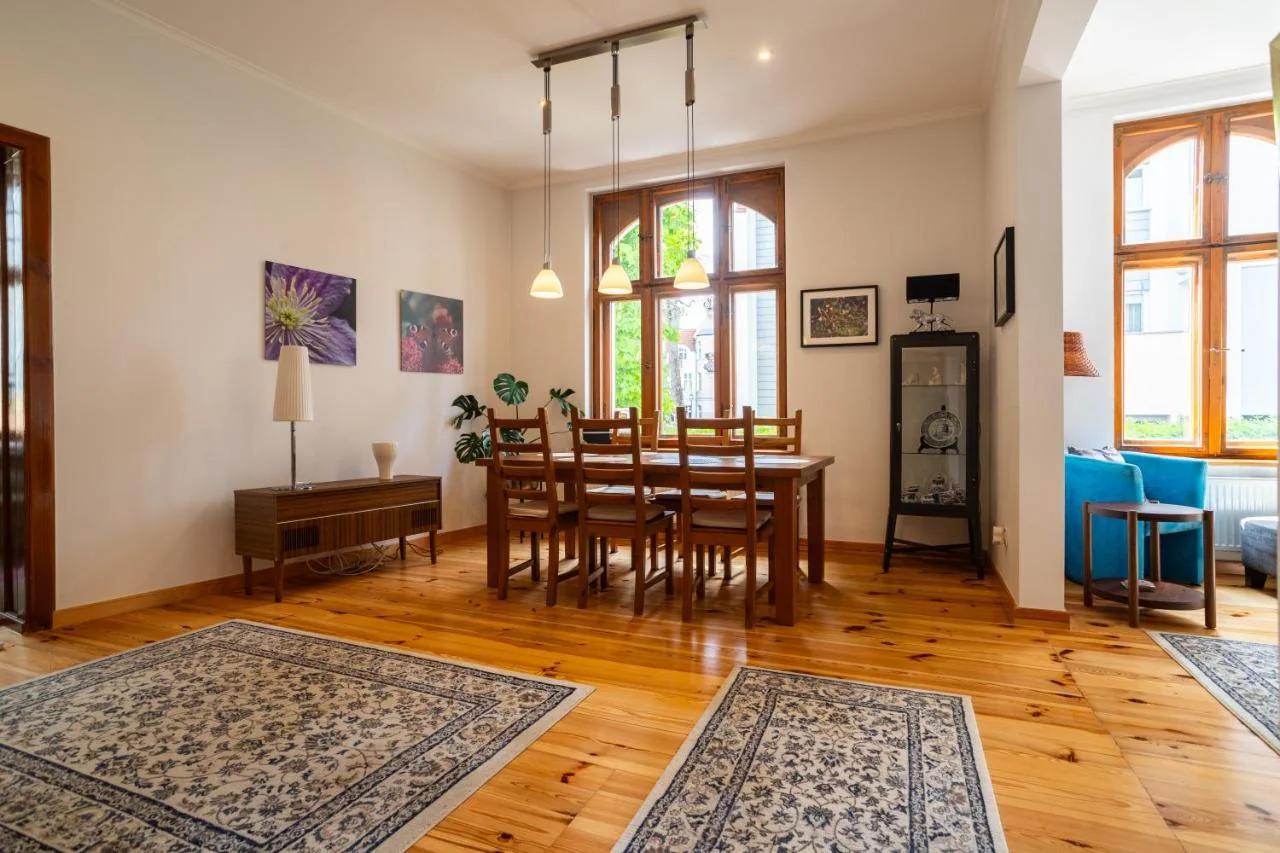 Unikalny Apartament z 2 Sypialniami oraz Parkingiem Victus by Noclegi Renters foto