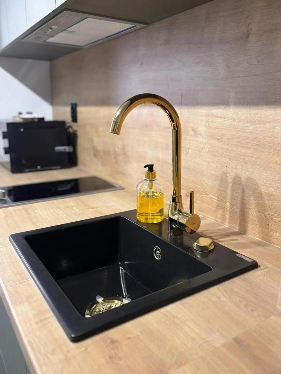 VIP Apartamenty BAST 143 TOP LOCATION - LUX z WANNĄ lub Bez Wanny do wyboru OFF Piotrkowska Stajnia Jednorożca HopaLupa ATLAS ARENA foto