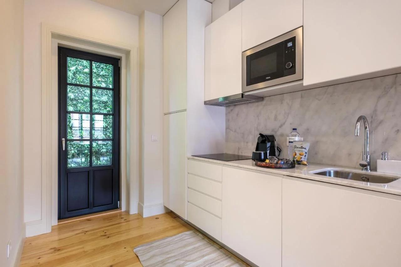 Art Deco 23 Luxury 2BR Apartment Downtown Metro AC photo