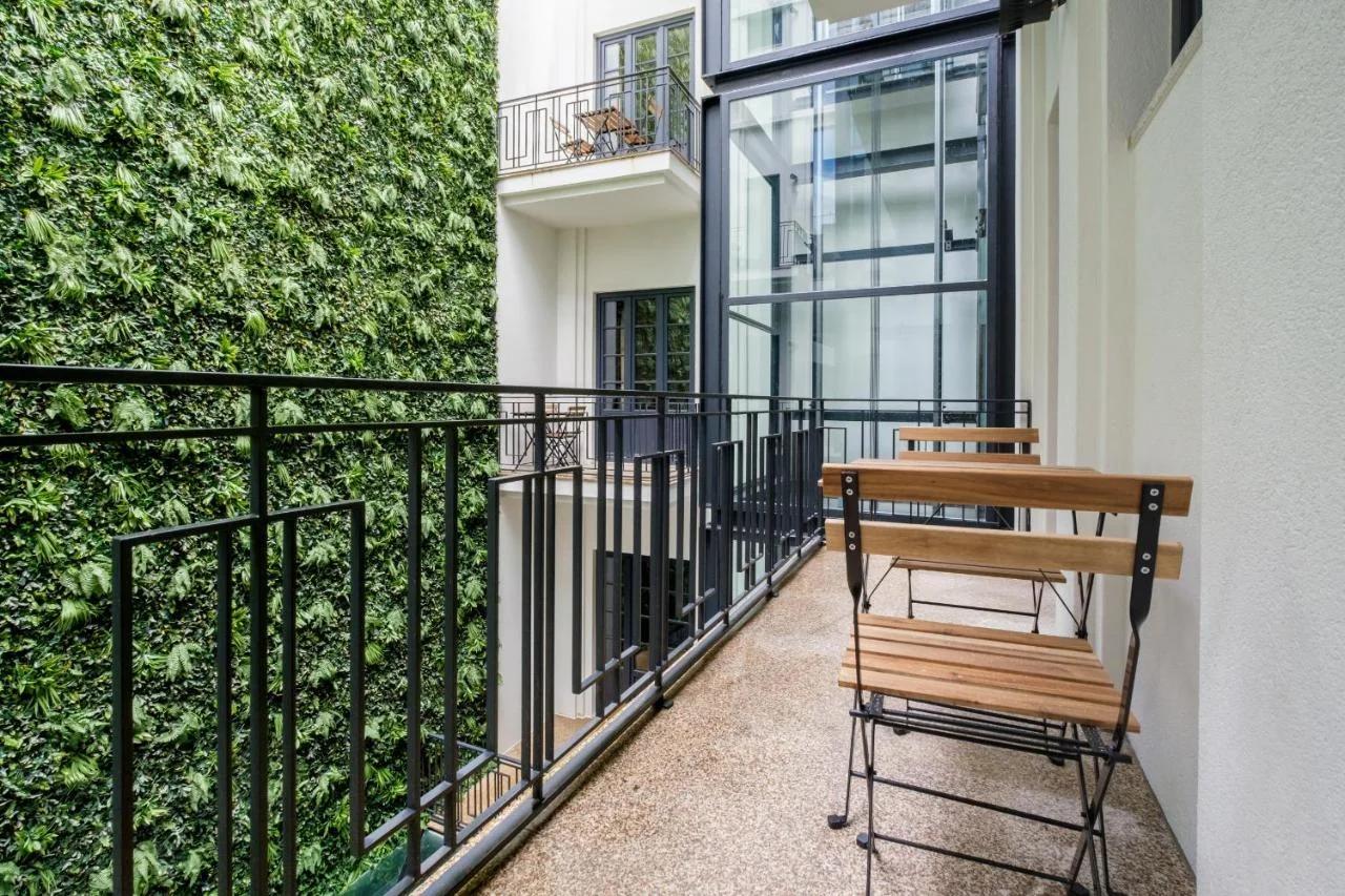 Art Deco 23 Luxury 2BR Apartment Downtown Metro AC photo