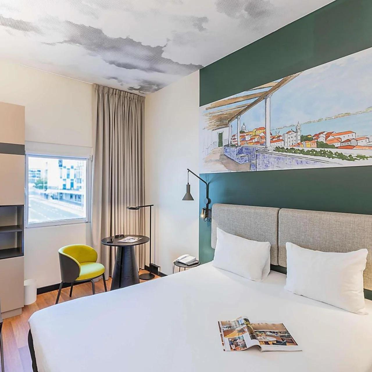 Hotel Ibis Lisboa Parque das Nações photo