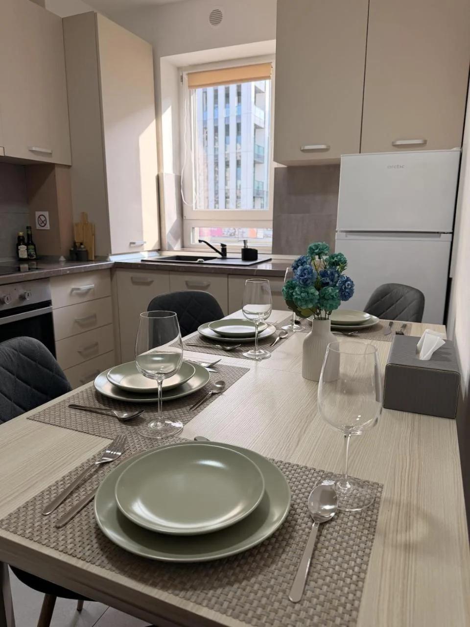 2 Beds - Free Parking - Steps to Coresi Mall photo