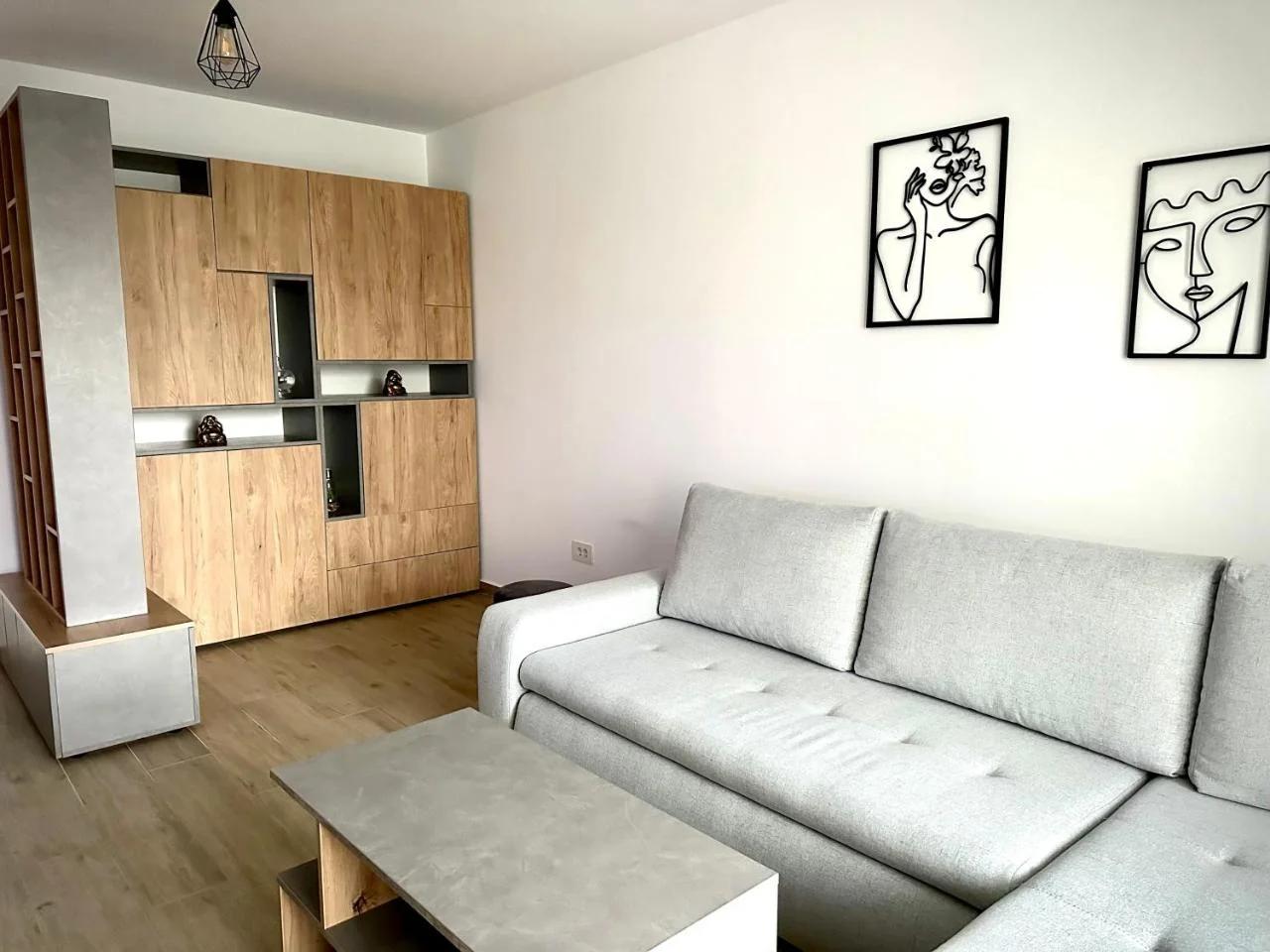 4FriendsCoresiBrasov C photo