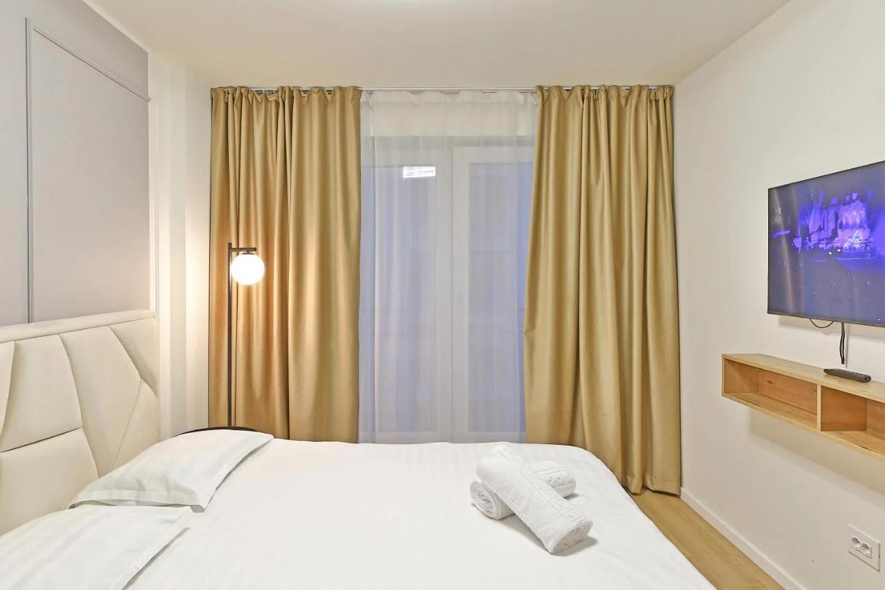 Ada Homes Coresi 304 foto