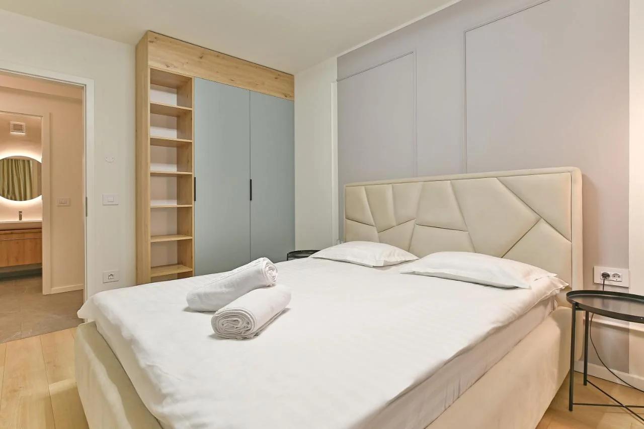 Ada Homes Coresi 304 foto