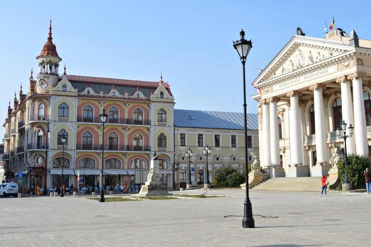 Apartament Ultra-Central Elegant + Free Parking + Self Check-In photo