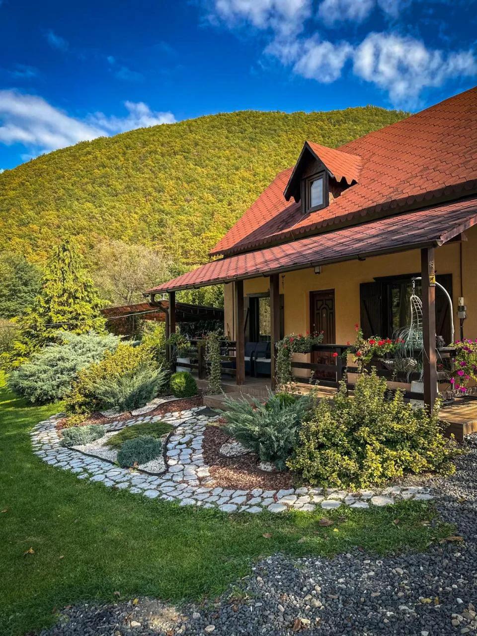 Cabana Poarta Raiului photo