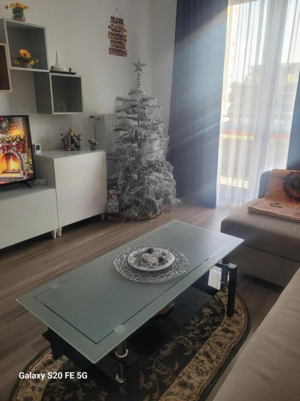 Casa cu Floarea Soarelui photo