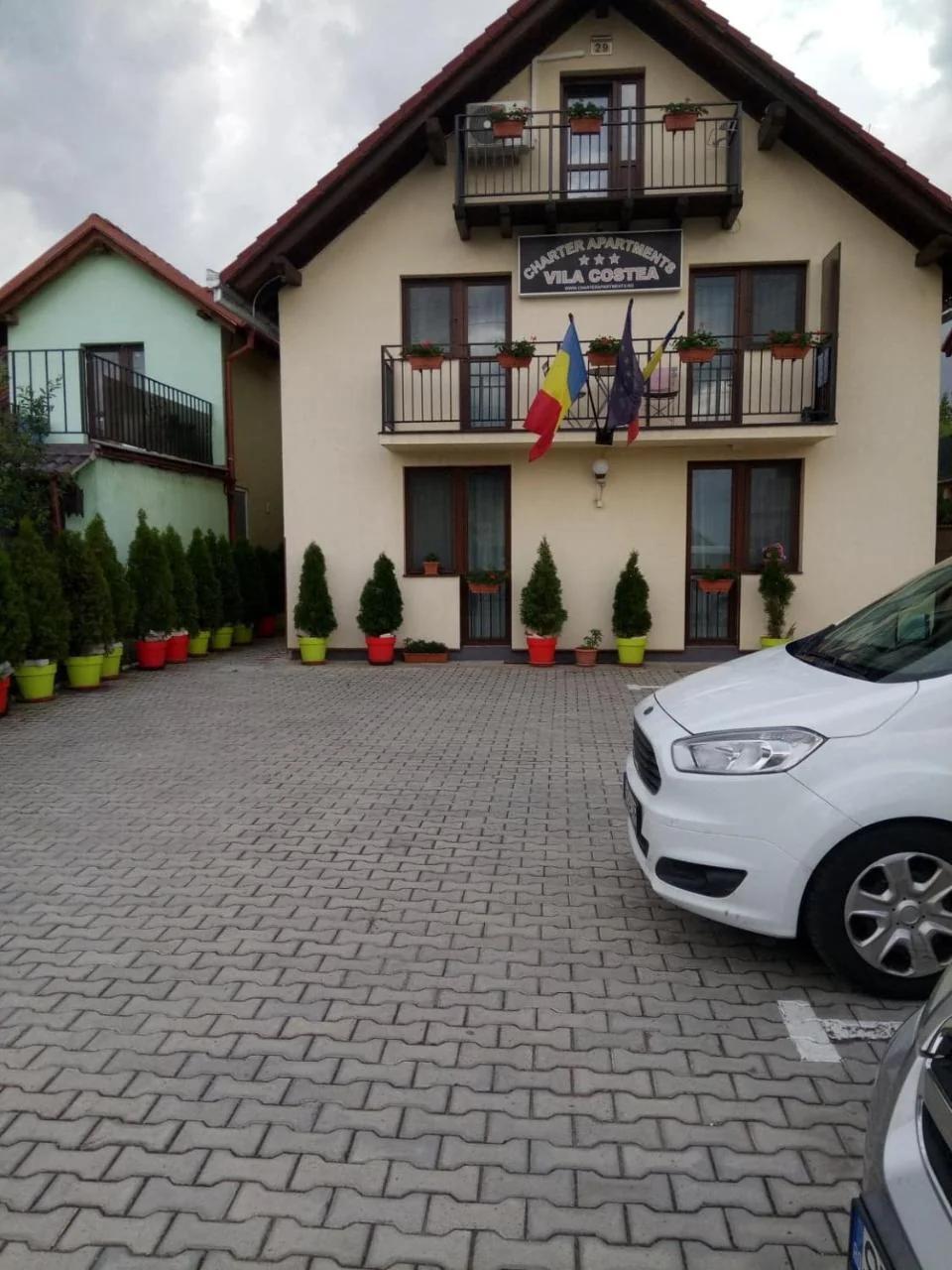 Charter Apartments Costea photo