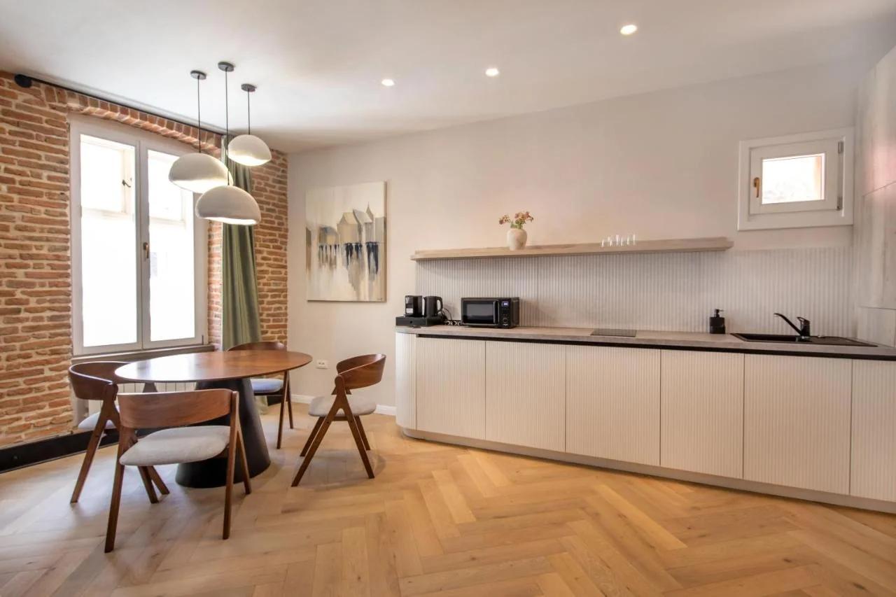 Hans Benkner Aparthotel - Premium Apartments in Old Town photo