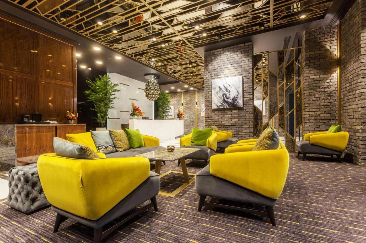 Hotel Platinia photo