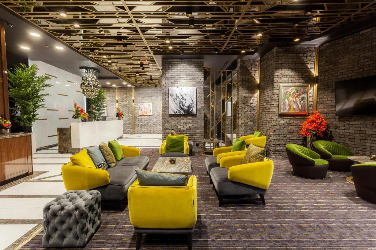 Hotel Platinia photo