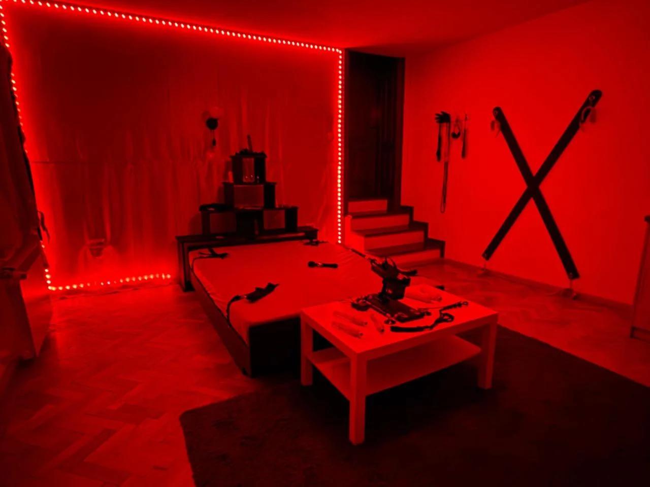 INTENSE LOVE CHAMBER - Adult Only foto