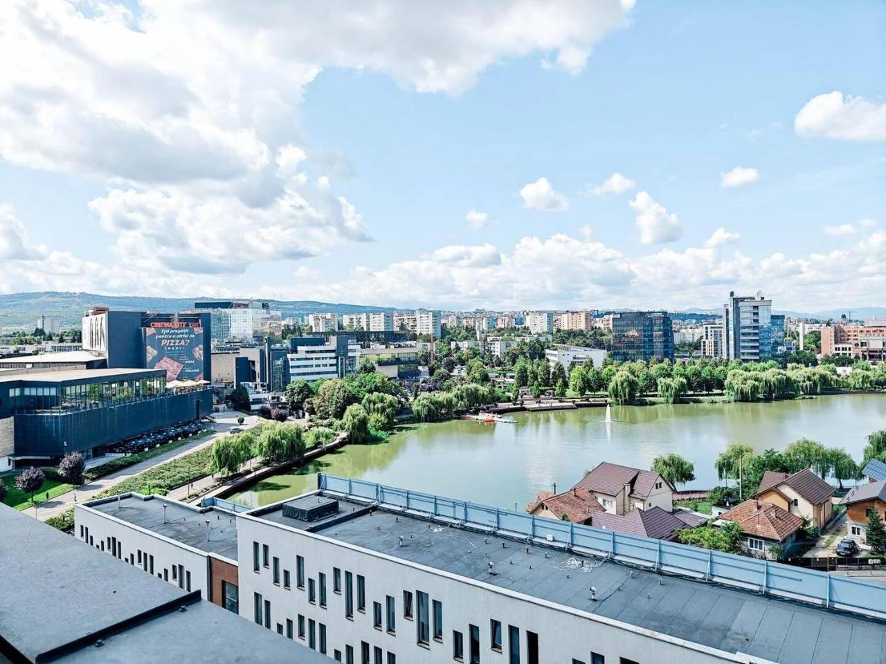 Lakeside Apartment by Iulius Mall-Private Parking photo