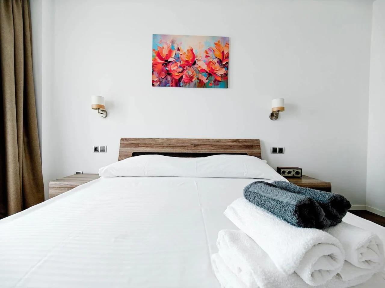 Lakeside Apartment by Iulius Mall-Private Parking photo