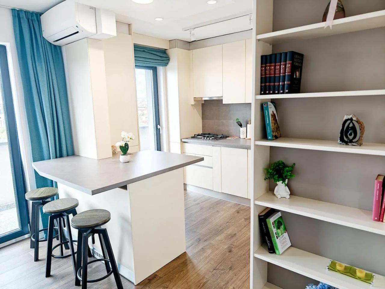 Lakeside Apartment by Iulius Mall-Private Parking photo