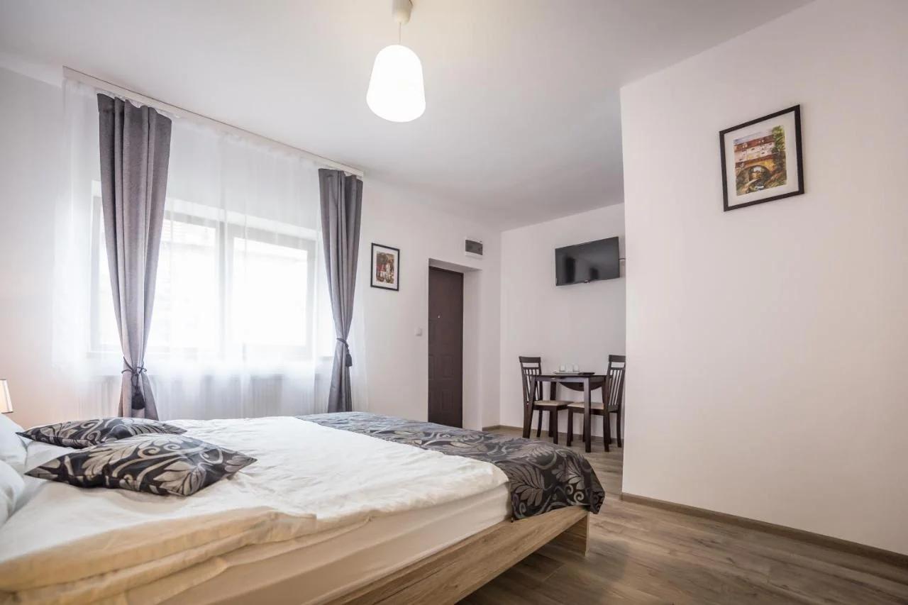 Manuela Residence photo
