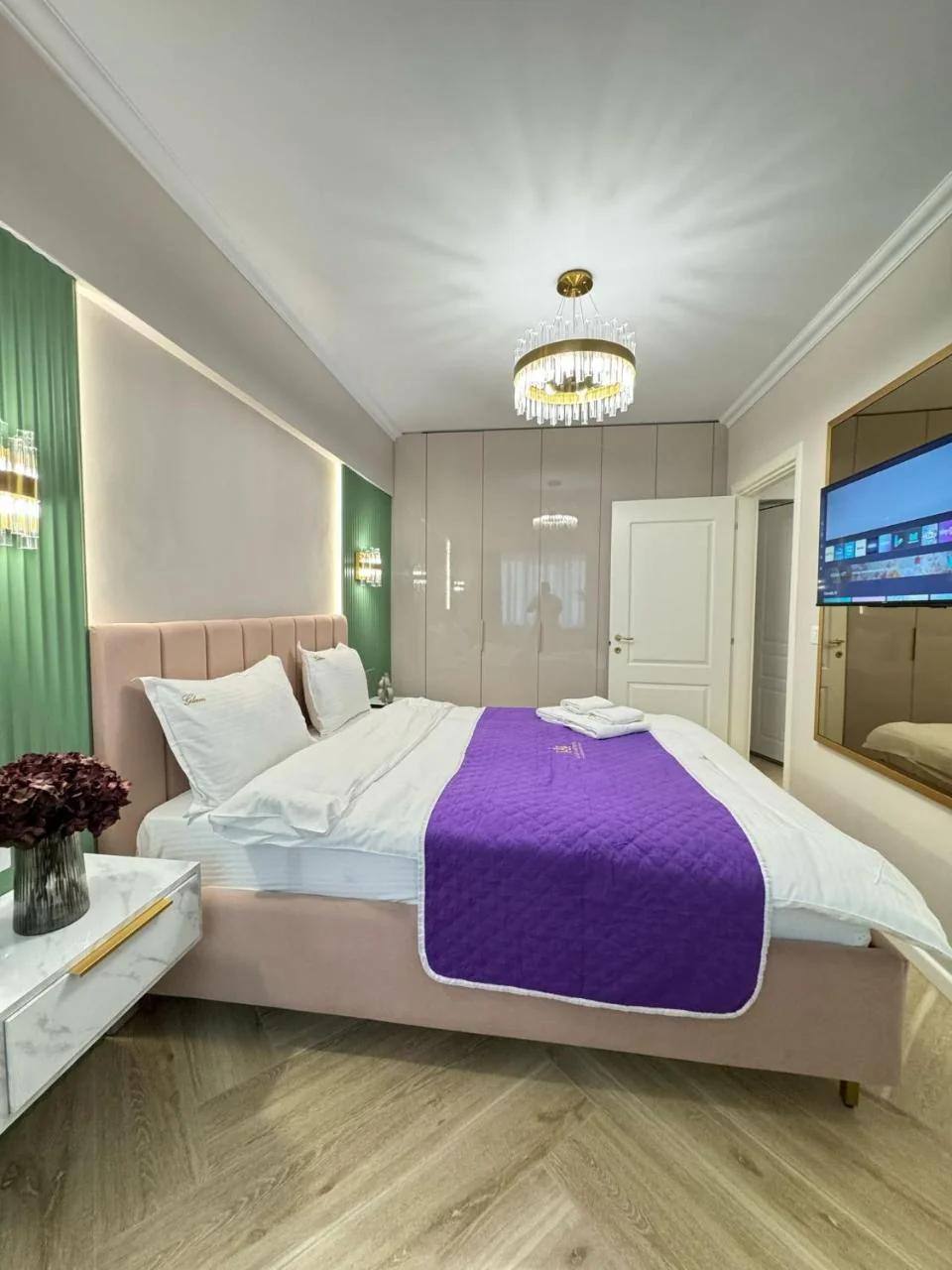 Modern & Glam Apartments Evergreen Towers Underground Parking Option photo