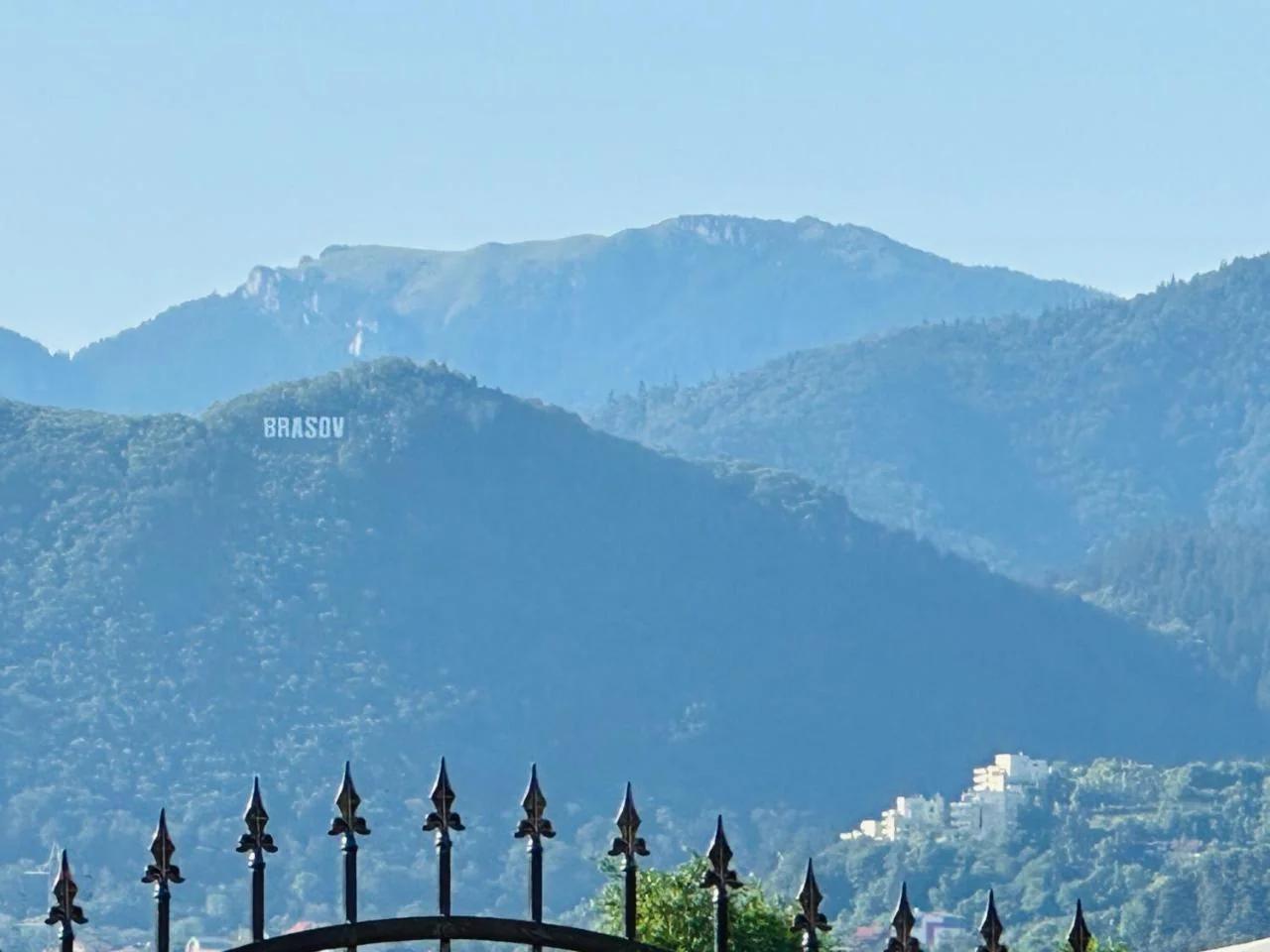 Mountain View House Brasov photo