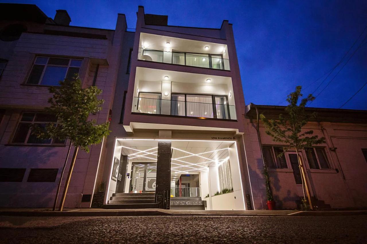 No 6 Apartments photo