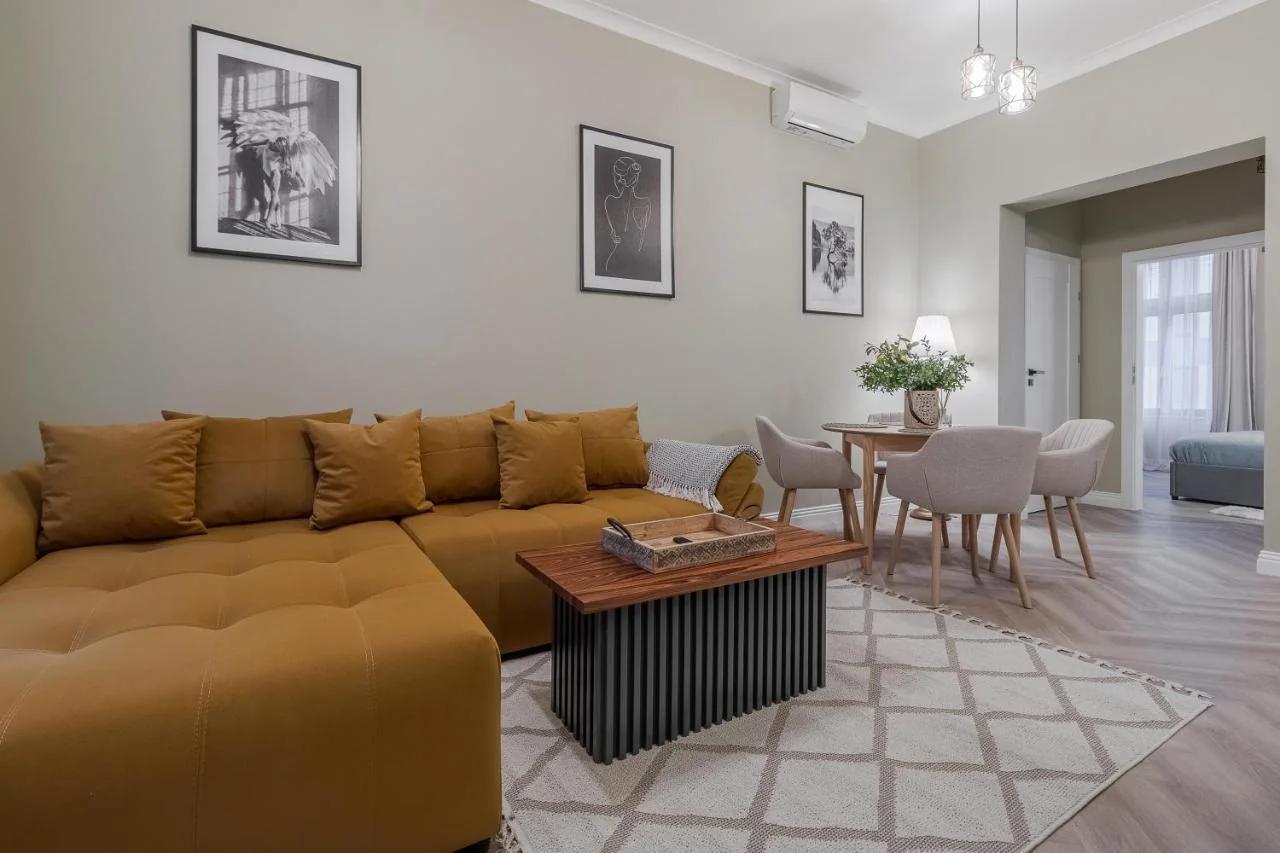 Olive Apartment 1 - w Free Parking, self-checkin, 5 min from Aquapark Nymphaea foto